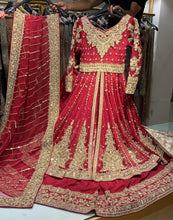 Load image into Gallery viewer, High waisted bridal lengha
